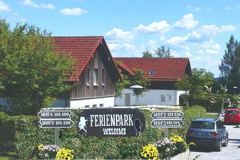 Ferienhaus Bayern Am Ferienpark Westerncity Еґінґ Екстер'єр фото